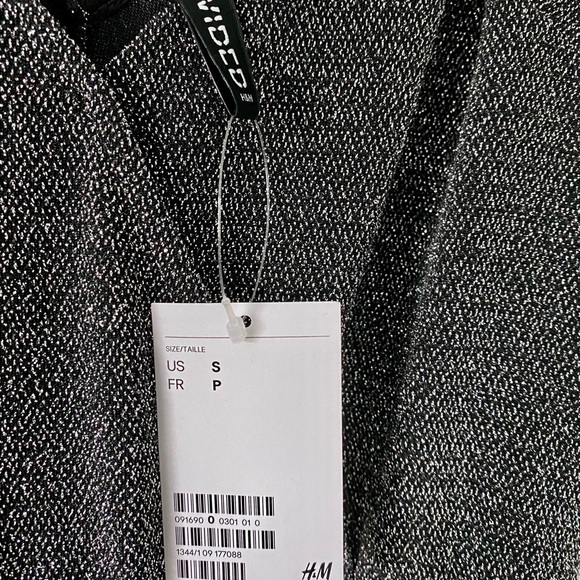 H&M Metallic Sleeveless Jumpsuit NWT Size S - Picture 4 of 4